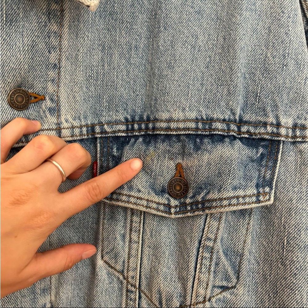 Vintage Levi’s Jean Jacket - Picture 6 of 8